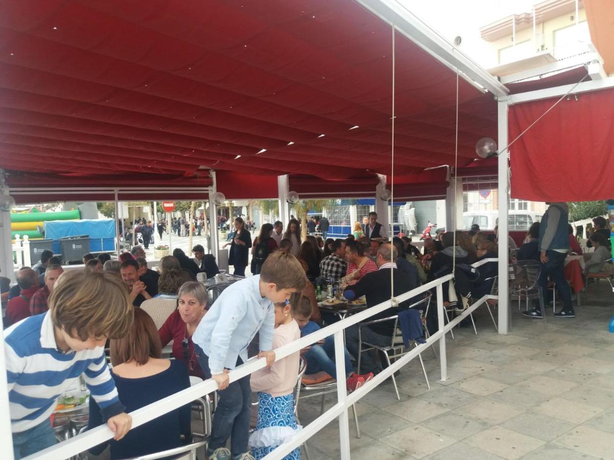 Hostal Costa Sol Castell de Ferro Eksteriør billede
