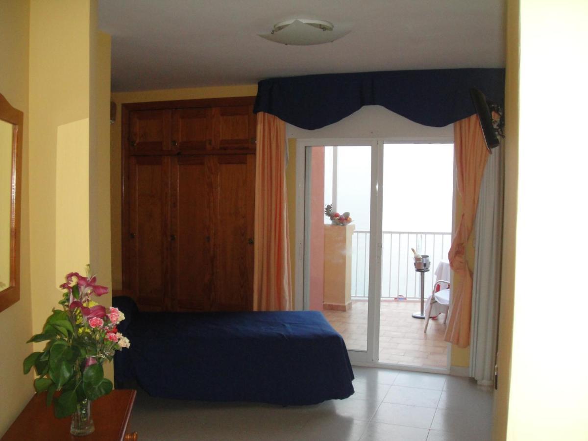 Hostal Costa Sol Castell de Ferro Eksteriør billede